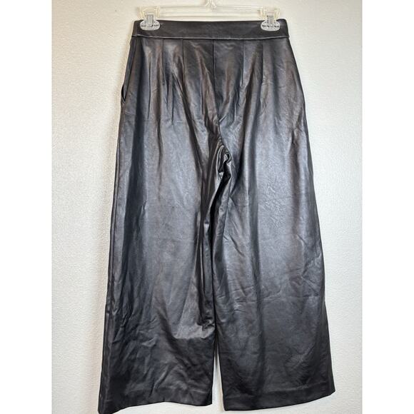EXPRESS Size 0R Women's Black‎ High Rise Vegan Leather Pants Cropped Flare NEW - Picture 6 of 12